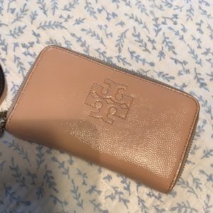 Tory Burch wristlet wallet